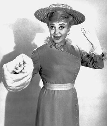 MARY POPPINS, Glynis Johns, 1964 Courtesy Everett Collection PUBLICATIONXNOTxINxCANxCHNxFRAxITAxJPNxNORxPOLxRUSxESPxUKxUSA Copyright: xCourtesyxEverettxCollectionx MBDMAPO EC009