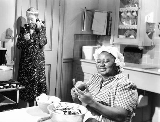 MARGIE, from left: Esther Dale, Hattie McDaniel, 1946, TM & Copyright 20th Century Fox Film Corp. courtesy Everett Collection Â©20thCentFox Courtesy Everett Collection PUBLICATIONXNOTxINxCANxCHNxFRAxITAxJPNxNORxPOLxRUSxESPxUKxUSA Copyright: x20thCentFox CourtesyxEverettxCollectionx MBDMARG FE013