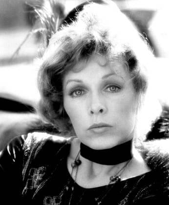 NICKELODEON, Stella Stevens, 1976 Courtesy Everett Collection PUBLICATIONXNOTxINxCANxCHNxFRAxITAxJPNxNORxPOLxRUSxESPxUKxUSA Copyright: xCourtesyxEverettxCollectionx MBDNICK EC016
