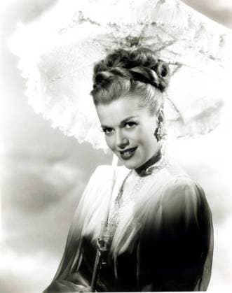 ONE SUNDAY AFTERNOON, Janis Paige, 1948 Courtesy Everett Collection PUBLICATIONXNOTxINxCANxCHNxFRAxITAxJPNxNORxPOLxRUSxESPxUKxUSA Copyright: xCourtesyxEverettxCollectionx MBDONSU EC038