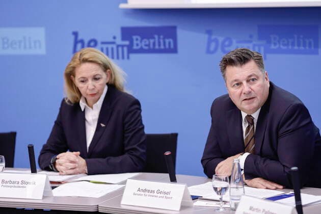 News Bilder des Tages 09.03.2020, Berlin, Deutschland - Pressekonferenz: Vorstellung der Kriminalstatistik der Polizei fuer 2019 in Berlin. Foto: Andreas Geisel, SPD, Senator fuer Inneres und Sport in Berlin und Dr. Barbara Slowik, Polizeipraesidentin in Berlin. *** 09 03 2020, Berlin, Germany Press conference Presentation of police crime statistics for 2019 in Berlin Photo Andreas Geisel, SPD, Senator for the Interior and Sport in Berlin and Dr Barbara Slowik, Police President in Berlin
