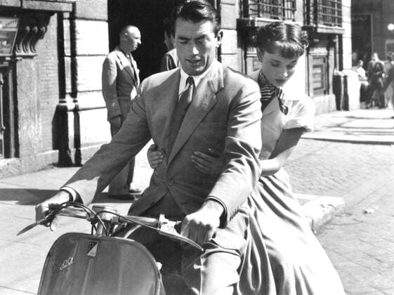 ROMAN HOLIDAY, Gregory Peck, Audrey Hepburn, 1953 Courtesy Everett Collection !ACHTUNG AUFNAHMEDATUM GESCHÃ„TZT! PUBLICATIONXNOTxINxCANxCHNxFRAxITAxJPNxNORxPOLxRUSxESPxUKxUSA Copyright: xCourtesyxEverettxCollectionx MBDROHO EC041
