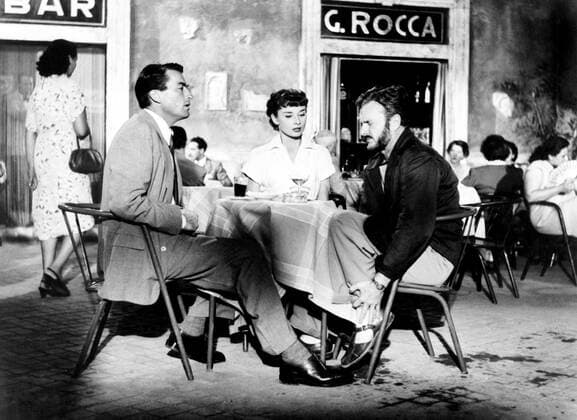 ROMAN HOLIDAY, Gregory Peck, Audrey Hepburn, Eddie Albert, 1953 Courtesy Everett Collection !ACHTUNG AUFNAHMEDATUM GESCHÃ„TZT! PUBLICATIONXNOTxINxCANxCHNxFRAxITAxJPNxNORxPOLxRUSxESPxUKxUSA Copyright: xCourtesyxEverettxCollectionx MBDROHO EC042