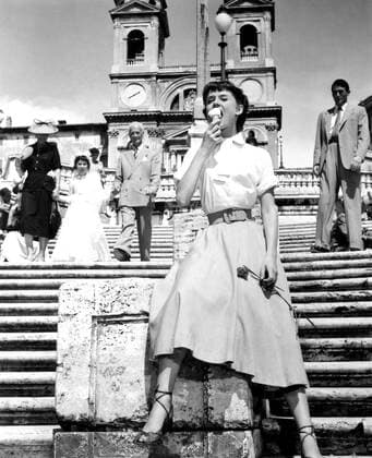 ROMAN HOLIDAY, Audrey Hepburn, Gregory Peck, 1953 Courtesy Everett Collection !ACHTUNG AUFNAHMEDATUM GESCHÃ„TZT! PUBLICATIONXNOTxINxCANxCHNxFRAxITAxJPNxNORxPOLxRUSxESPxUKxUSA Copyright: xCourtesyxEverettxCollectionx MBDROHO EC046