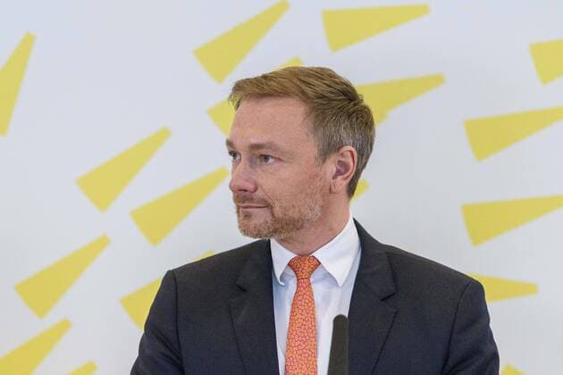 Berlin, Pressekonferenz Fraktion FDP zu Corona Deutschland, Berlin - 10.03.2020: Im Bild ist Christian Lindner (fdp) während der Pressekonferenz der fdp Fraktion im deutschen Bundestags zu sehen. Berlin Bundestag Berlin Deutschland