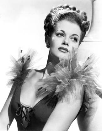 THE TIME, THE PLACE AND THE GIRL, Janis Paige, 1946 Courtesy Everett Collection !ACHTUNG AUFNAHMEDATUM GESCHÃ„TZT! PUBLICATIONXNOTxINxCANxCHNxFRAxITAxJPNxNORxPOLxRUSxESPxUKxUSA Copyright: xCourtesyxEverettxCollectionx MBDTITH EC115