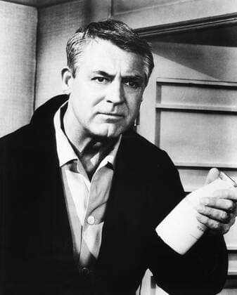 WALK DON T RUN, Cary Grant, 1966 Courtesy Everett Collection !ACHTUNG AUFNAHMEDATUM GESCHÃ„TZT! PUBLICATIONXNOTxINxCANxCHNxFRAxITAxJPNxNORxPOLxRUSxESPxUKxUSA Copyright: xCourtesyxEverettxCollectionx MBDWADO EC038