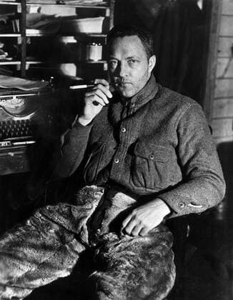 WITH BYRD AT THE SOUTH POLE, Admiral Richard E. Byrd, 1930. Courtesy Everett Collection !ACHTUNG AUFNAHMEDATUM GESCHÃ„TZT! PUBLICATIONXNOTxINxCANxCHNxFRAxITAxJPNxNORxPOLxRUSxESPxUKxUSA Copyright: xCourtesyxEverettxCollectionx MBDWIBY EC002