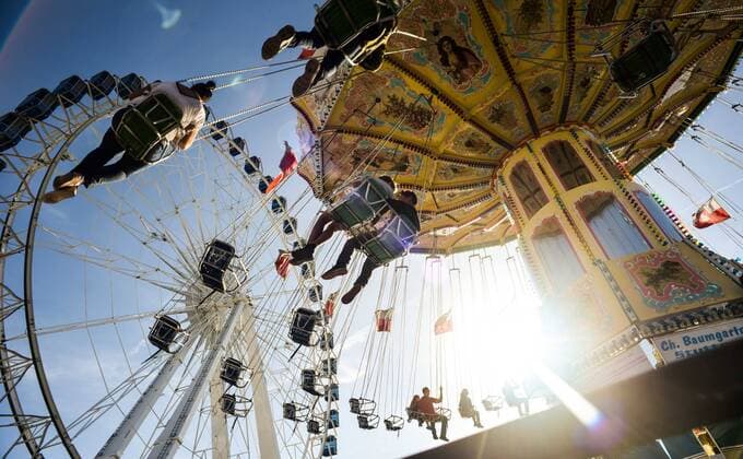 Corona Virus. Cannstatter Wasen und Frühlingsfest auf dem Cannstatter Wasen wurden dieses Jahr abgesagt. Hier Empressionen der letzten Jahre. Auf Grund der steigenden Zahlen der Infizierten werden grosse Veranstaltungen auch in Stuttgart abgesagt. Betroffen sind davon ausser Besucher auch, Handwerker, Lieferanten, Dienstleister... Stuttgart Baden-Wuerttemberg Deutschland Copyright: xMaxxKovalenkox