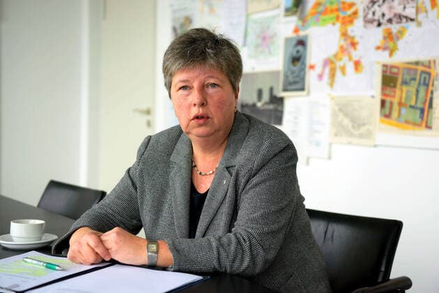 Katrin Lompscher Berlin, 27.02.2020 Interview mit der Senatorin für Stadtentwicklung Katrin Lompscher (Die Linke) über den Zusammenhang von Wohnungsbau und Verkehrsplanung in Berlin. *** Katrin Lompscher Berlin, 27 02 2020 Interview with the Senator for Urban Development Katrin Lompscher The Left on the connection between housing and transport planning in Berlin