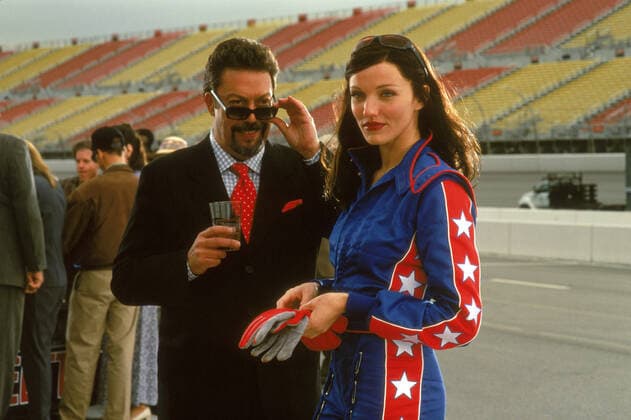 CHARLIE S ANGELS, Tim Curry, Cameron Diaz, 2000, (c) Columbia courtesy Everett Collection Columbia Pictures Courtesy Everett Collection !ACHTUNG AUFNAHMEDATUM GESCHÃ„TZT! PUBLICATIONXNOTxINxCANxCHNxFRAxITAxJPNxNORxPOLxRUSxESPxUKxUSA Copyright: xColumbiaxPictures CourtesyxEverettxCollectionx MCDCHAN EC277