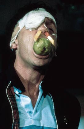 A FISH CALLED WANDA, Michael Palin, 1988, MGM courtesy Everett Collection MGM Courtesy Everett Collection !ACHTUNG AUFNAHMEDATUM GESCHÃ„TZT! PUBLICATIONXNOTxINxCANxCHNxFRAxITAxJPNxNORxPOLxRUSxESPxUKxUSA Copyright: xMGM CourtesyxEverettxCollectionx MCDFICA EC007