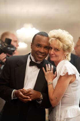 OSCARS: Beste Nebendarstellerin, PreistrÃ¤gerinnen 2011-2020 THE FIGHTER, from left: Sugar Ray Leonard, Melissa Leo, 2010. ph: Jojo Whilden Paramount Pictures courtesy Everett Collection Paramount Courtesy Everett Collection !ACHTUNG AUFNAHMEDATUM GESCHÃ„TZT! PUBLICATIONXNOTxINxCANxCHNxFRAxITAxJPNxNORxPOLxRUSxESPxUKxUSA Copyright: xParamount CourtesyxEverettxCollectionx MCDFIGH EC083