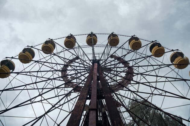 Ferris wheel in an abandoned amusement park in the city of Pripyat Chernobyl, Ukraine Chornobyl, Kyiv Oblast, Ukraine CR_DEVE200203A-299732-01