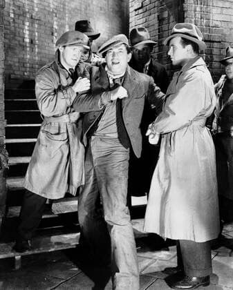 OSCARS. Bester Hauptdarsteller. PreistrÃ¤ger 1931-1940 THE INFORMER, front from left: Joe Sawyer, Victor McLaglen, Preston Foster, 1935 Courtesy Everett Collection !ACHTUNG AUFNAHMEDATUM GESCHÃ„TZT! PUBLICATIONXNOTxINxCANxCHNxFRAxITAxJPNxNORxPOLxRUSxESPxUKxUSA Copyright: xCourtesyxEverettxCollectionx MCDINFO EC026