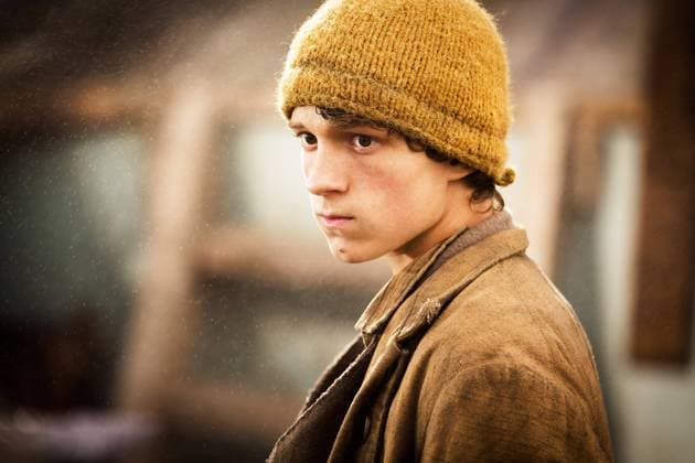 IN THE HEART OF THE SEA, (aka HEART OF THE SEA), Tom Holland, 2015. ph: Jonathan Prime Warner Bros. Courtesy Everett Collection Warner Bros Courtesy Everett Collection !ACHTUNG AUFNAHMEDATUM GESCHÃ„TZT! PUBLICATIONXNOTxINxCANxCHNxFRAxITAxJPNxNORxPOLxRUSxESPxUKxUSA Copyright: xWarnerxBros CourtesyxEverettxCollectionx MCDINTH EC723