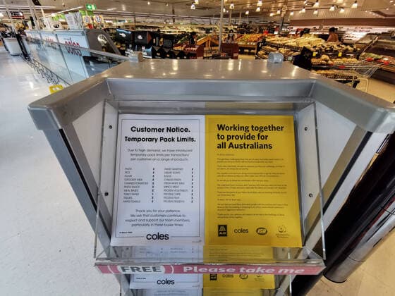 COLES EPPING TOILET PAPER QUEUE, A notice informing customers of new restrictions at Coles Supermarket, Epping in Sydney, Friday, March 20, 2020. Supermarkets have been struggling to keep up with demand for products such as toilet paper in recent days, as panic buying as a result of the Covid-19 pandemic has resulted in people purchasing far more than usual. Supermarkets have put in place limits on the quantity people can purchase of many everyday items. ( NO ARCHIVING, EDITORIAL USE ONLY, NO USE IN BOOKS WITHOUT CONSENT SYDNEY NSW AUSTRALIA  Copyright: xJAMESxGOURLEYx 20200320001458259134