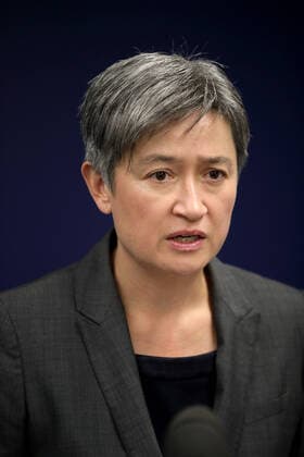 PENNY WONG CORONAVIRUS PRESSER, Shadow Minister for Foreign Affairs Penny Wong speaks to the media during a press conference at her office in Adelaide, Friday, March 20, 2020. ( NO ARCHIVING, EDITORIAL USE ONLY, NO USE IN BOOKS WITHOUT CONSENT ADELAIDE SA AUSTRALIA  Copyright: xKELLYxBARNESx 20200320001458335661