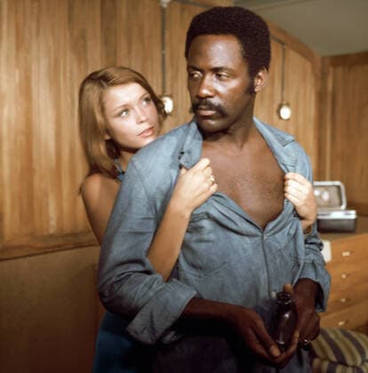 SHAFT IN AFRICA, Neda Arneric, Richard Roundtree, 1973 Courtesy Everett Collection !ACHTUNG AUFNAHMEDATUM GESCHÃ„TZT! PUBLICATIONXNOTxINxCANxCHNxFRAxITAxJPNxNORxPOLxRUSxESPxUKxUSA Copyright: xCourtesyxEverettxCollectionx MCDSHIN EC026