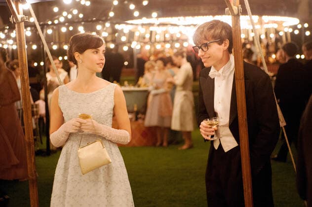 OSCARS. Bester Hauptdarsteller. PreistrÃ¤ger 2011-2020 THE THEORY OF EVERYTHING, From left: Felicity Jones as Jane, Eddie Redmayne as Stephen Hawking, 2014. ph: Liam Daniel Focus Features courtesy Everett Collection Focus Features Courtesy Everett Collection !ACHTUNG AUFNAHMEDATUM GESCHÃ„TZT! PUBLICATIONXNOTxINxCANxCHNxFRAxITAxJPNxNORxPOLxRUSxESPxUKxUSA Copyright: xFocusxFeatures CourtesyxEverettxCollectionx MCDTHOF EC054