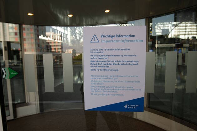Coronavirus-COVID-19 Flughafen Stuttgart und Messe Stuttgart unter dem Einfluss der Pandemie. Das Gelände und die Terminals sind verweist. Ebenso kommen nur sehr wenige Flüge in Stuttgart an. Stuttgart Mitte Baden-Württemberg Deutschland Copyright: xLeif-HendrikxPiechowskix