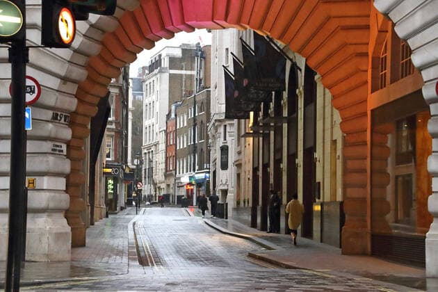 March 19, 2020, London, United Kingdom: View of a deserted Regent Street amid Coronavirus threats in London..UK Government is drawing up plans to enforce closure of restaurants, bars and cinemas in the capital and restrict use of public transport. The expected London Lock down has already seen large empty spaces where tourists usually gather and deserted streets around landmarks due to the threat of a further spread of coronavirus. London United Kingdom - ZUMAs197 20200319_zaa_s197_292 Copyright: xKeithxMayhewx