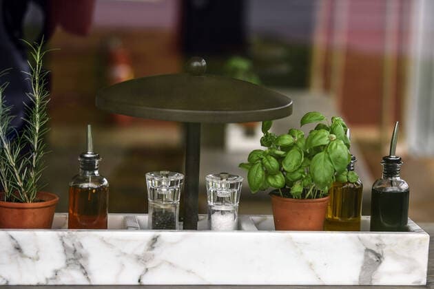 20.03.2020, xfux, News Wirtschaft, Restaurantkette Vapiano insolvent, v.l. Ansicht, Uebersicht einer Vapiano Filiale in Darmstadt. Trotz der Insolvenz und dem Coronavirus (COVID-19) hat die Filiale weiterhin geoeffnet. emwir Darmstadt *** 20 03 2020, xfux, News Economy, Restaurant chain Vapiano insolvent, v l view, Overview of a Vapiano branch in Darmstadt Despite the insolvency and the corona virus COVID 19, the branch has still opened emwir Darmstadt