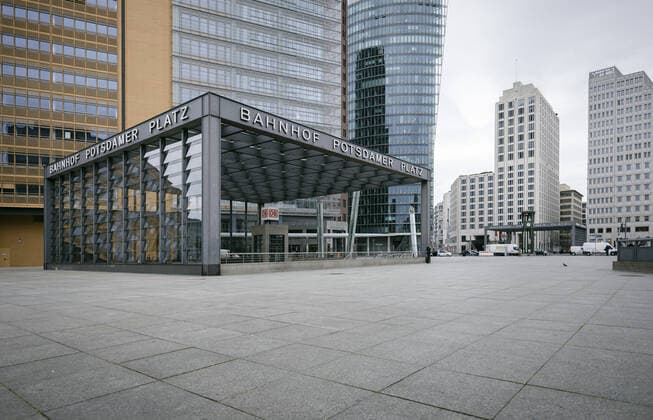 Der Potsdamer Patz Menschenleer in Berlin. 20.03.2020. Berlin Deutschland