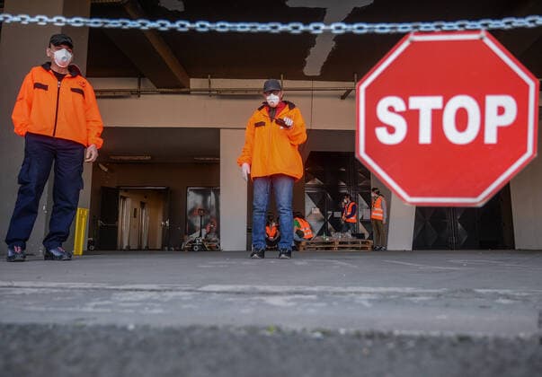 Improvised hospital for patients - Zagreb, Croatia 20.03.2020., Zagreb, Croatia - The National Civil Protection Headquarters is installing beds for patients with the coronavirus in the Arena Center. MarkoxPrpic PIXSELL