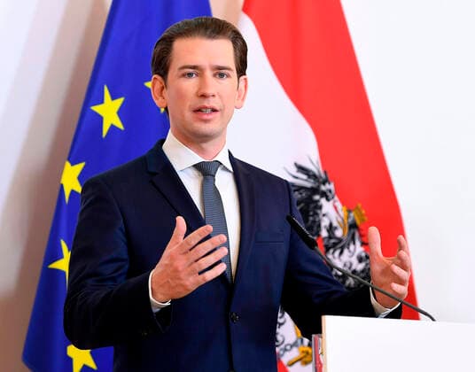 Wien 20.03.2020, Bundeskanzleramt, Wien, AUT, Akutelle Entwicklungen zur Coronaerkrankung in Oesterreich, Pressekonferenz, Aktuelle Massnahmen, im Bild Bundeskanzler Sebastian Kurz (OeVP) Bundeskanzler Sebastian Kurz (OeVP) during a press conference on the subject Current measures, of Austrian Goverment about the Coronavirus Pandemie at the Bundeskanzleramt in Wien, Austria on 2020 03 20.
