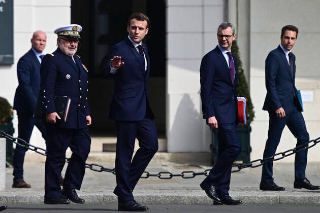 Emmanuel Macron - president de la Republique Alexis Kohler - secretaire general de l Elysee NEWS : Conseil de Defense et de securite Nationale - 20 03 2020 JBAutissier Panoramic 