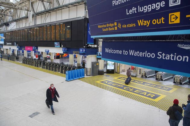 (200321) -- LONDON, March 21, 2020 (Xinhua) -- Photo taken on March 20, 2020 shows the Waterloo Station, one of London s busiest train stations, in London, Britain. Cafes, bars, pubs and restaurants must close from Friday night across Britain in a bid to contain the spread of COVID-19 outbreak, Prime Minister Boris Johnson said Friday. As of 9 a.m. local time (0900 GMT) Friday, the number of confirmed COVID-19 cases in Britain reached 3,983, according to the Department of Health and Social Care. As of 1 p.m. (1300 GMT), 177 patients tested positive for coronavirus have died. (Photo by Joe Newman Xinhua) BRITAIN-LONDON-COVID-19 CASES