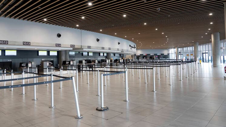 NEWS : annulation des vols et retour des derniers vacanciers - Aeroport Lyon Saint Exupery - Colombier Sauvignieu 21 03 2020 NEWS : Aeroport Lyon Saint Exupery - Colombier Sauvignieu - 21 03 2020 SandrineTHESILLAT Panoramic 