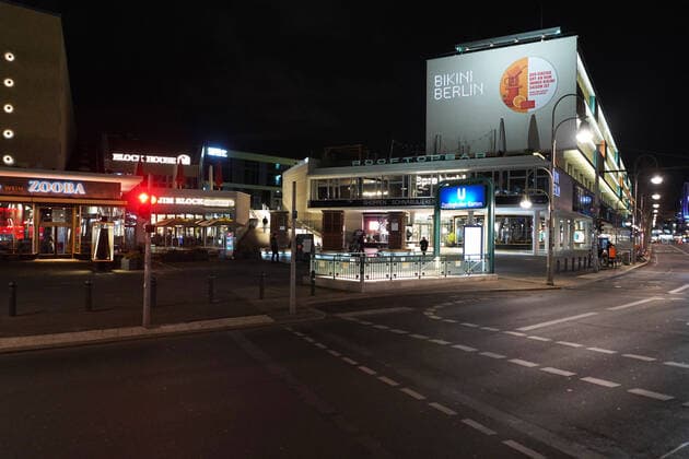 20.03.2020,Berlin,Deutschland,GER, das Bikinihaus in der City West zu Zeiten der Corona Pandemie.