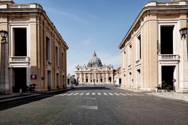 March 21, 2020, Roma, Roma, Italy: Coran Virus, COD-19, emergency in the streets of Roma..The Italian Government has adopted the measure of a national lockout by closing all activities, except for essential services in an attempt to fight Coronavirus (COVID-19) .All the city, as all the whole country, is under quarantine and the movement are restricted to the necessary. .The streets of the city are empty and controled by the amry. Roma Italy - ZUMAt147 20200321_zip_t147_004 Copyright: xMatteoxTrevisanx