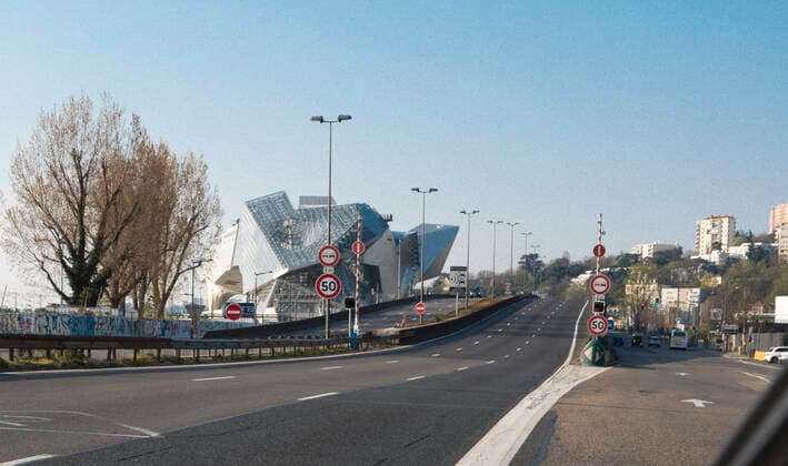 NEWS : confinement routes et autoroutes desertes - Lyon - 21 03 2020 containment of deserted roads and motorways NEWS : confinement routes et autoroutes desertes - Lyon - 21 03 2020 SandrineTHESILLAT Panoramic 