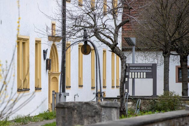 Wuerzburg, Seniorenheim Ehehaltenhaus, 21.03.2020, Neun Corona-Tote in im Würzburger Seniorenheim Ehehaltenhaus - St.Nikolaus Bild: Nirgendwo sonst in Deutschland wütet das Coronavirus so schlimm wie im Würzburger Seniorenheim Ehehaltenhaus - St.Nikolaus, auch 23 23 Pflegekraefte sind ebenfalls positiv getestet und befinden sich in haeuslicher Quarantaene Copyright: HMBxMedia xHeikoxBecker