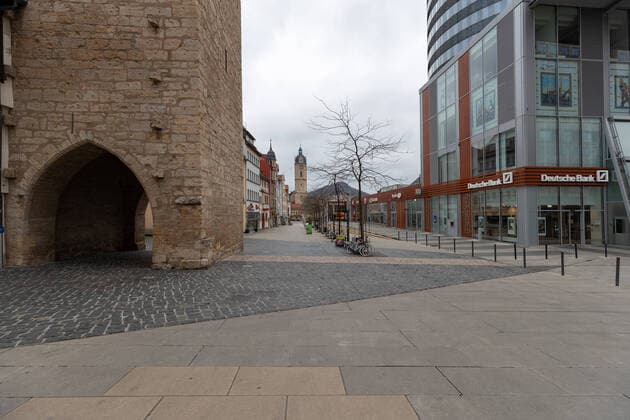 Corona Krise in Jena - Betretungsverbot sorgt für leere Innenstadt Jena Zentrum Thüringen Deutschland