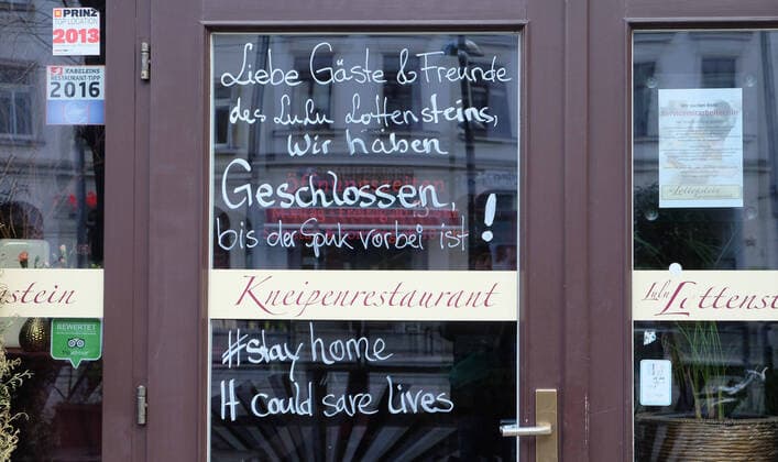 Leipzig, 21.03.2020, Innenstadt Leipzig, Maßnahmen gegen die Ausbreitung des Corona-Virus. Schließung von Einzelhandel und öffentlichen Einrichtungen. , Im Bild: Restaurant Lottenstein in der Karl-Liebknecht-Straße hat geschlossen bis der Spuk vorbei ist.