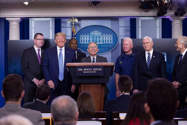 News Bilder des Tages March 21, 2020, Washington, District of Columbia, USA: Director of the National Institute of Allergy and Infectious Diseases at the National Institutes of Health Dr. Anthony Fauci, center, makes remarks on the Coronavirus crisis in the Brady Press Briefing Room of the White House in Washington, DC on Saturday, March 21, 2020. From left to right: Pete Gaynor, Administrator, Federal Emergency Management Agency (FEMA); United States President Donald J. Trump; United States Secretary of Housing and Urban Development (HUD) Ben Carson; Dr. Fauci; Admiral Brett Giroir, United States Assistant Secretary for Health; United States Vice President Mike Pence; and Peter Navarro, Director of Trade and Industrial Policy and Director of the White House National Trade Council Washington USA - ZUMAs152 20200321_zaa_s152_034 Copyright: xStefanixReynoldsx