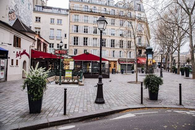 Atmosphere in the streets of Paris during the head of state ordered people to stay home to stop the spread of Covid-19, in the center of Paris, at the touristic dicstrict Saint Michel, on March 21, 2020.  Copyright: xChristophexMorinx