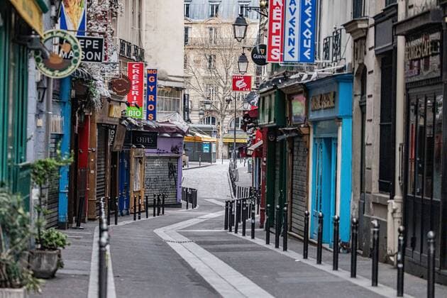 Atmosphere in the streets of Paris during the head of state ordered people to stay home to stop the spread of Covid-19, in the center of Paris, at the touristic dicstrict Saint Michel, on March 21, 2020.  Copyright: xChristophexMorinx