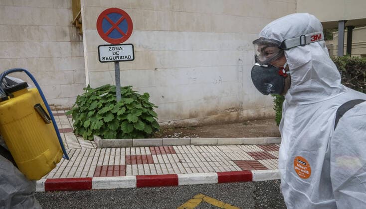 March 21, 2020: 21 March 2020 (Malaga) La Ume ,a Spanish military unit is in the midst of disinfecting hospitals. Today the Regional University Hospital of Malaga. - ZUMAc161 20200321_zap_c161_038 Copyright: xLorenzoxCarnerox