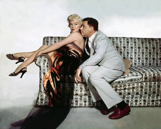 IMAGO ICONS: Marilyn Monroe THE SEVEN YEAR ITCH, from left: Marilyn Monroe, Tom Ewell, 1955, TM and Copyright (c) 20th Century Fox Film Corp. All rights reserved. Courtesy: Everett Collection 20thCentFox Courtesy Everett Collection !ACHTUNG AUFNAHMEDATUM GESCHÃ„TZT! PUBLICATIONXNOTxINxCANxCHNxFRAxITAxJPNxNORxPOLxRUSxESPxUKxUSA Copyright: x20thCentFox CourtesyxEverettxCollectionx MCDSEYE FE024