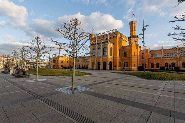 March 21, 2020, Wroclaw, Poland: Mar 21st, 2020 Wroclaw, Poland. Empty city center after restrictions and quarantine in Poland in connection with the COVID-19 virus outbreak Wroclaw Poland - ZUMAk137 20200321_zap_k137_005 Copyright: xKrzysztofxKaniewskix