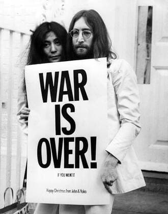 THE U.S. VS. JOHN LENNON, Yoko Ono, John Lennon, 2006. Lions Gate courtesy Everett Collection Lions Gate Courtesy Everett Collection !ACHTUNG AUFNAHMEDATUM GESCHÃ„TZT! PUBLICATIONXNOTxINxCANxCHNxFRAxITAxJPNxNORxPOLxRUSxESPxUKxUSA Copyright: xLionsxGate CourtesyxEverettxCollectionx MCDUSVS EC003