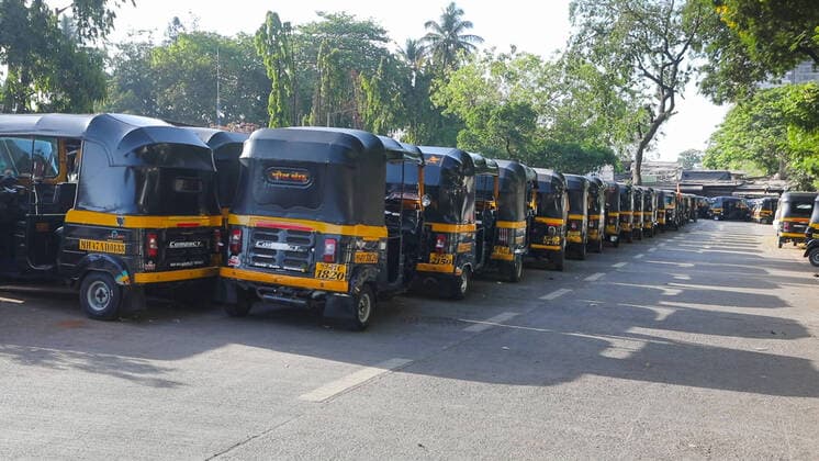 March 22, 2020, Mumbai, INDIA: 22 March 2020 : Mumbai - INDIA.Auto rickshaws & taxis were seen parked.Streets were seen empty & deserted in response to a National wide covid 19 Lock down Call ordered by Indian prime minister Narendra Modi.As Covid 19 Corona cases spike in India Prime Minister Narendra Modi orders 1 day countrywide Lockdown known as Janata Curfew Mumbai INDIA - ZUMAsu5_ 20200322_zap_su5_021 Copyright: xSubhashxSharmax
