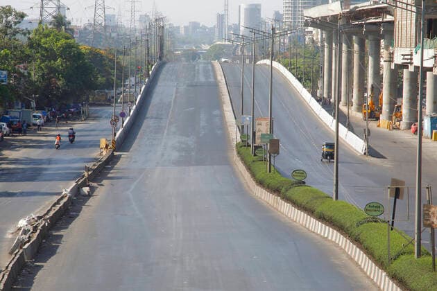 March 22, 2020, Mumbai, INDIA: 22 March 2020 : Mumbai - INDIA.Streets were seen empty & deserted in response to a National wide covid 19 Lock down Call ordered by Indian prime minister Narendra Modi.As Covid 19 Corona cases spike in India Prime Minister Narendra Modi orders 1 day countrywide Lockdown known as Janata Curfew Mumbai INDIA - ZUMAsu5_ 20200322_zap_su5_023 Copyright: xSubhashxSharmax