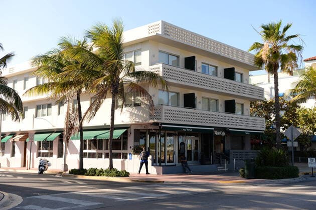 MIAMI BEACH, FL - MARCH 21: A General view of South Beach closes Bars and Restaurants closed due to the Coronavirus COVID-19 pandemic on March 21, 2020 in Miami Beach, Florida. Copyright: xmpi04 MediaPunchx