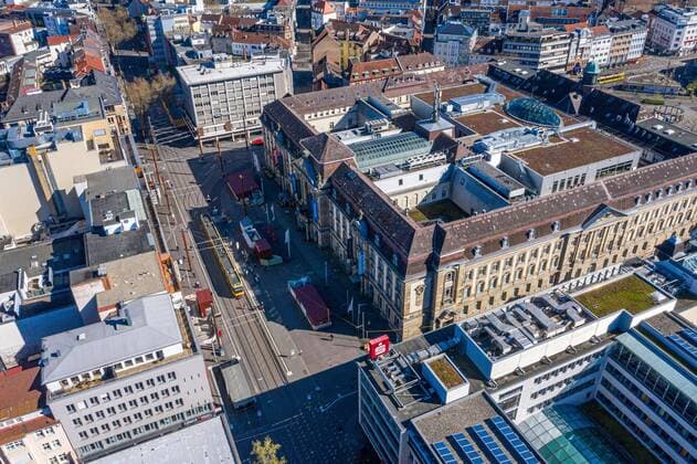 Luftbild_Stadtmitte am 22.03.2020 in Karlsruhe (), Germany Europaplatz, rechts die Postgalerie Karlsruhe Innenstadt-West Westlicher Teil Baden-Württemberg Germany
